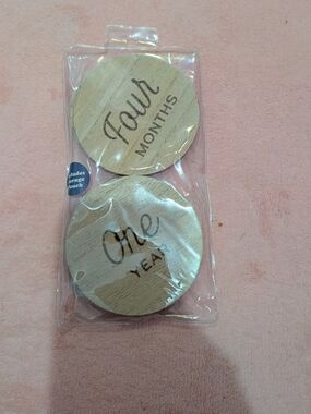 Wooden Baby Milestone Discs - "Four Months" & "One Year"
